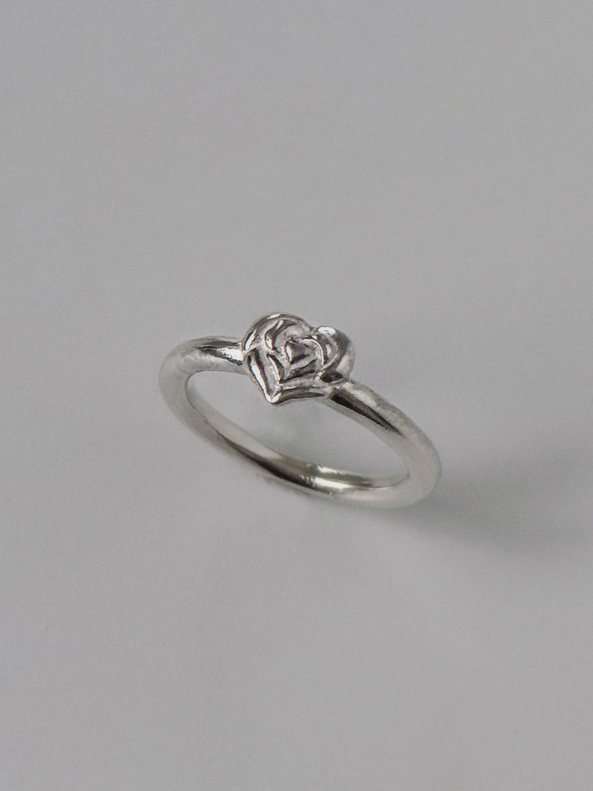 러브트릭스(LOVETRIX) silver925 heart rose ring