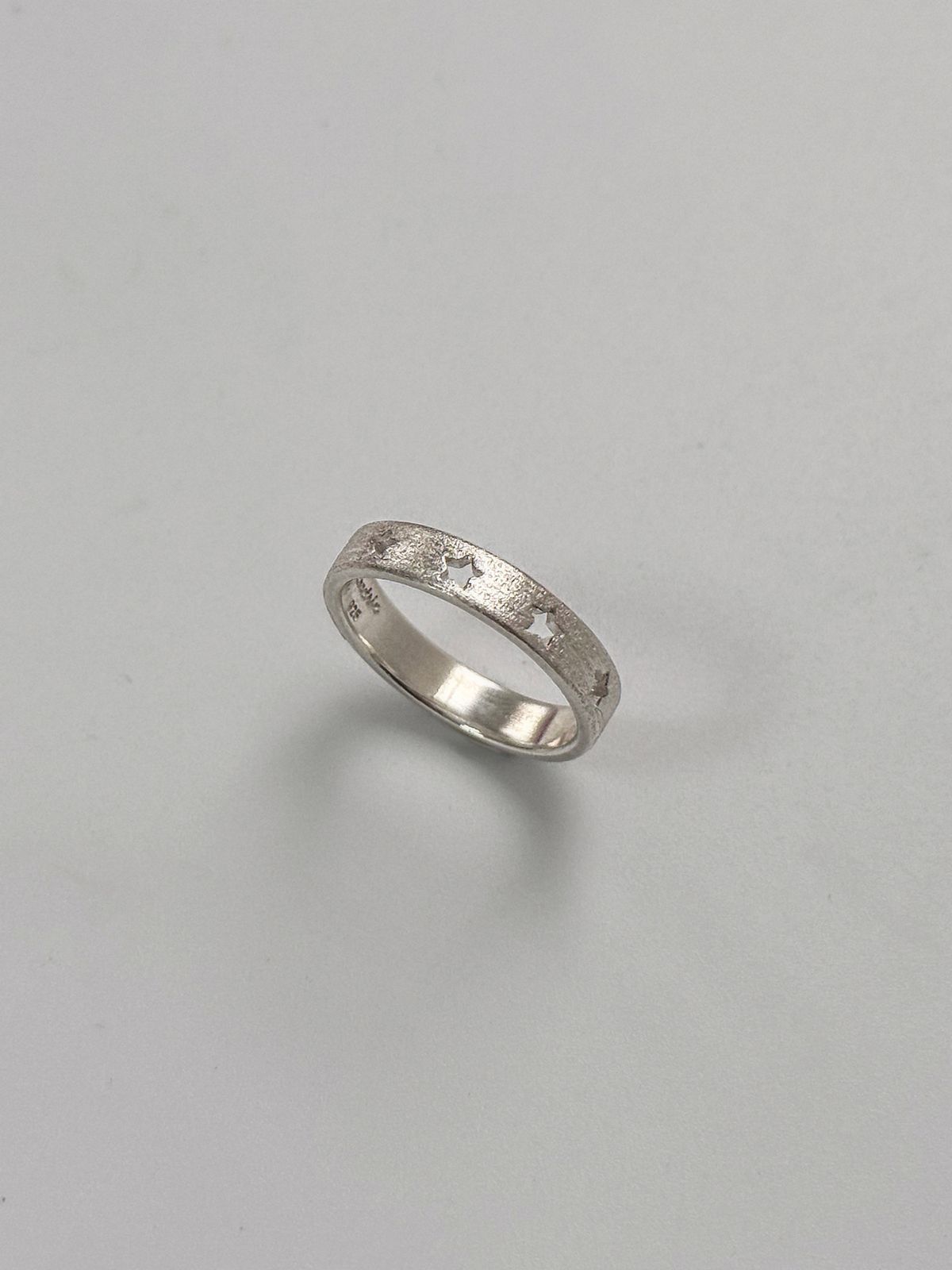 러브트릭스(LOVETRIX) silver925 star band ring