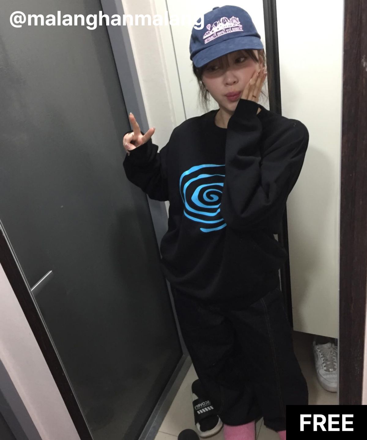 킼키(KICKKI) 킼키 놀이동산 로고 볼캡 네이비/핑크