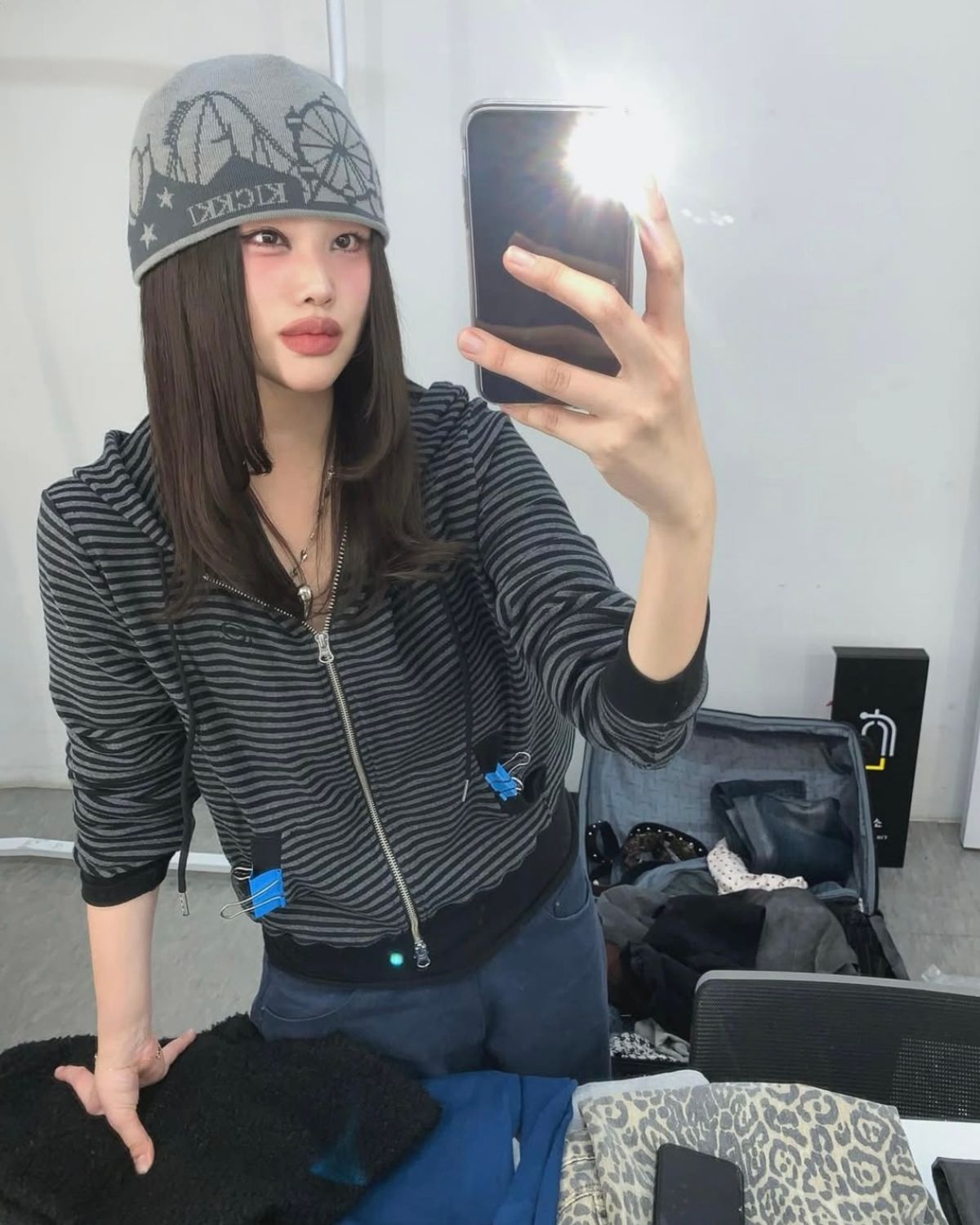 킼키(KICKKI) 킼키 놀이동산 로고 비니 그레이