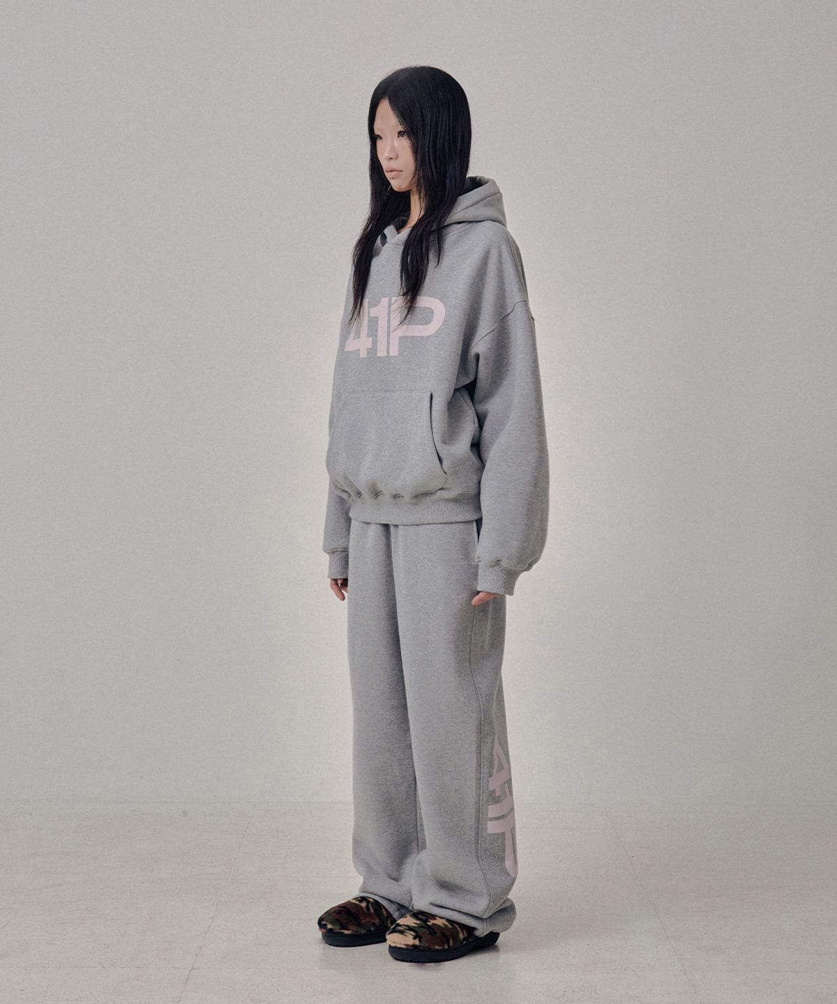 사일프레이(41PRAY) 41P Brushed Hoodie / Grey