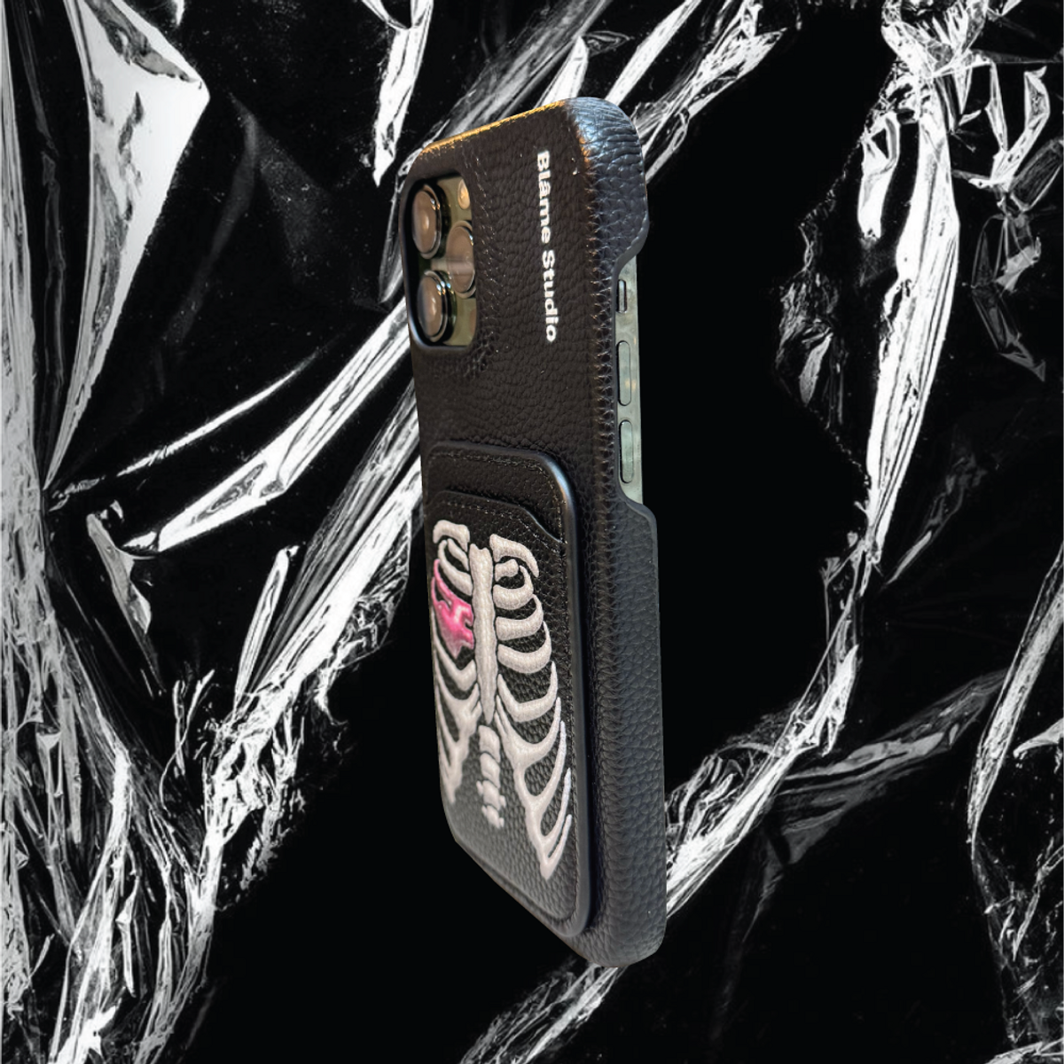 블레임 스튜디오(BLAMESTUDIO) Black Skull Leather case