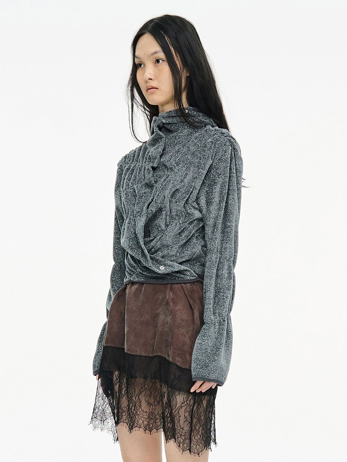 세릭(CERRIC) FLUFFY WRAP HOOD CARDIGAN / CHARCOAL