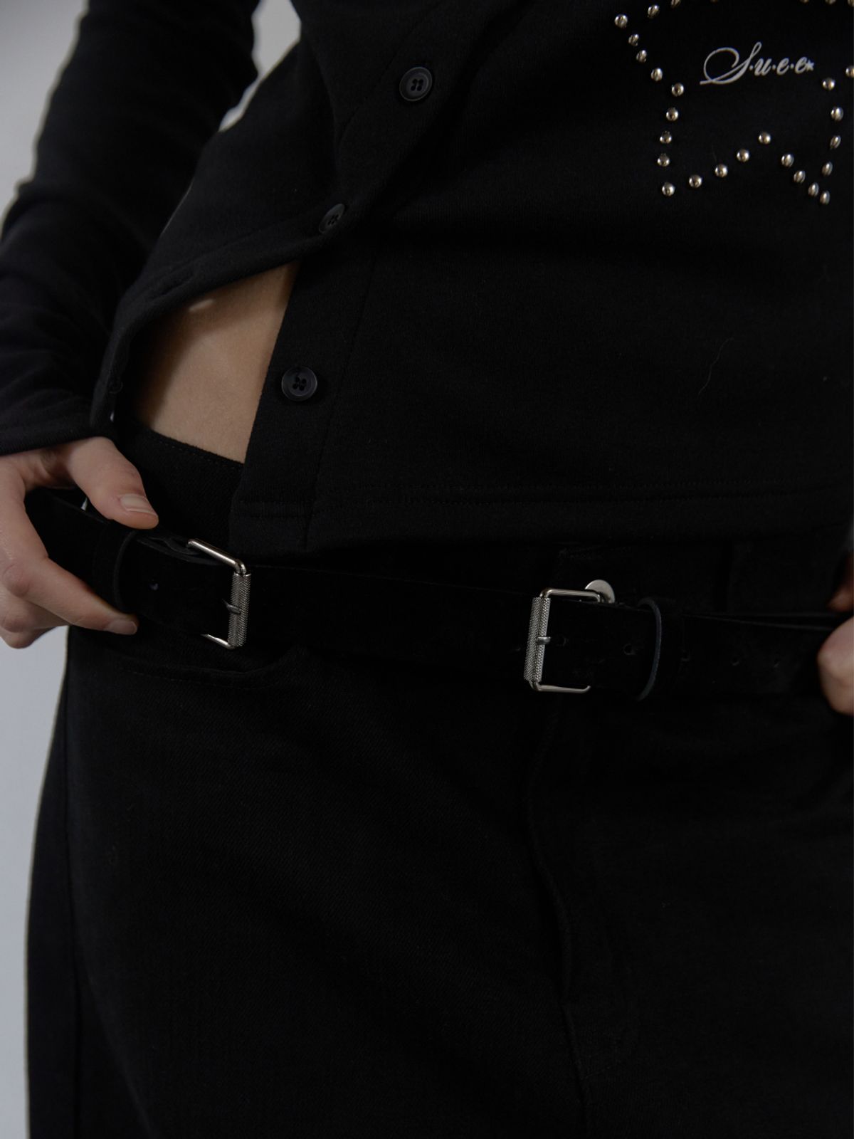 셋업이엑스이(SETUP-EXE) MULTI BUCKLE SUEDE BELT / BLACK