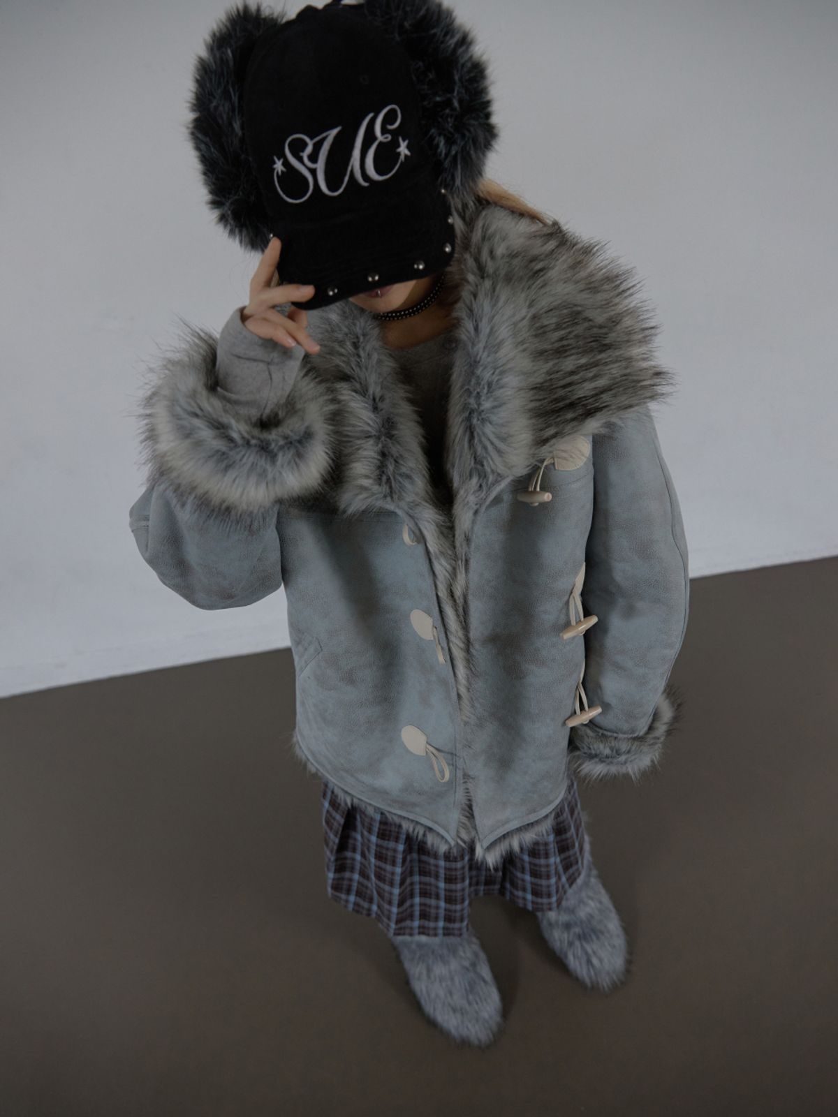 셋업이엑스이(SETUP-EXE) CORDUROY FUR EARFLAP CAP / BLACK