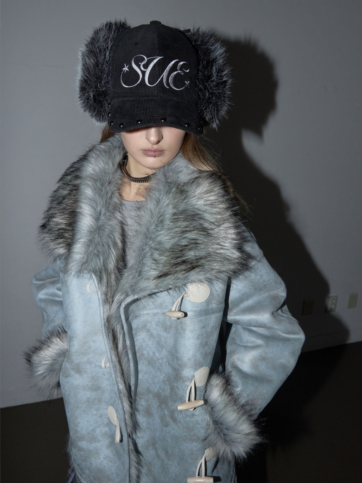 셋업이엑스이(SETUP-EXE) CORDUROY FUR EARFLAP CAP / BLACK