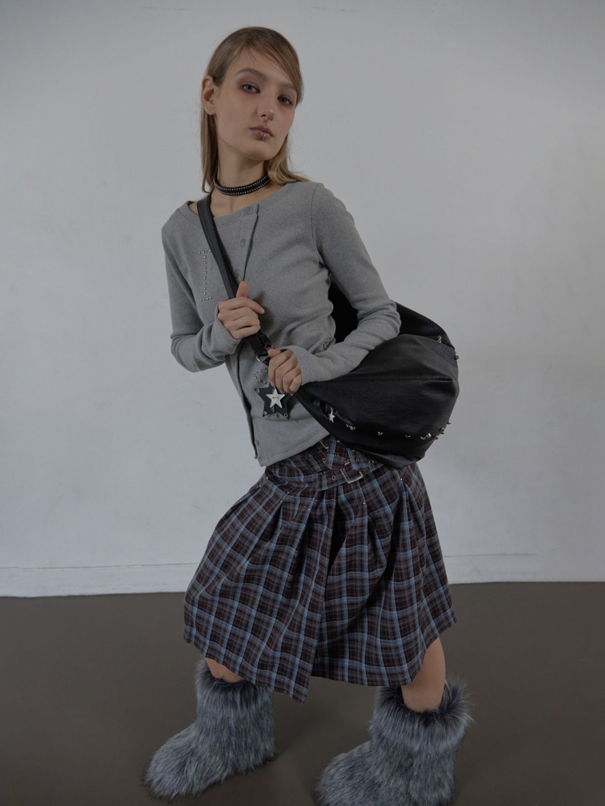 셋업이엑스이(SETUP-EXE) STUDDED TWO-WAY BIG BAG / BLACK