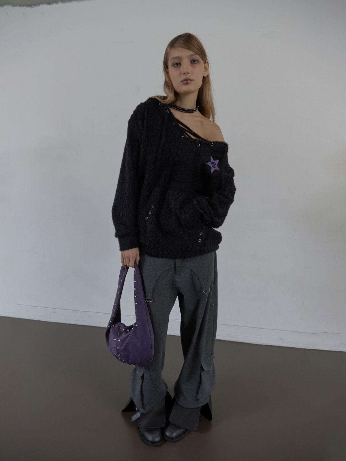 셋업이엑스이(SETUP-EXE) SUEDE STUDDED SHOULDER BAG / PURPLE