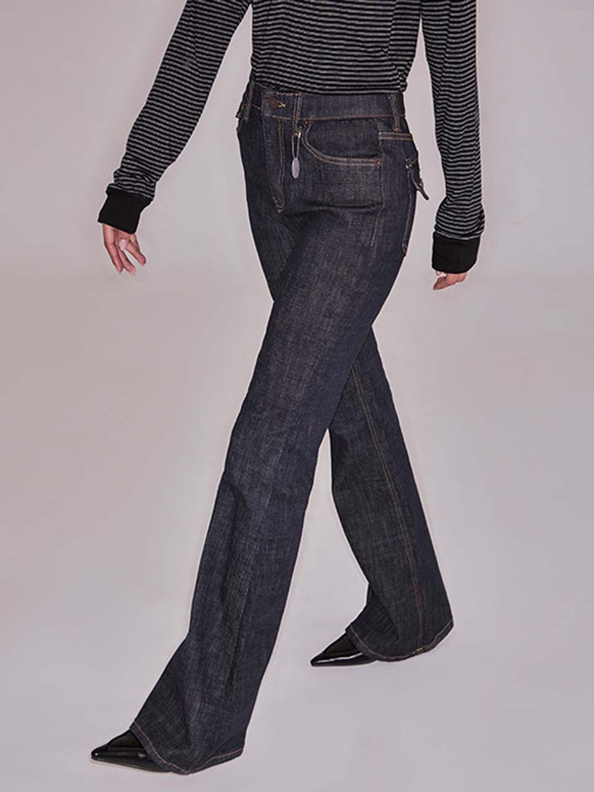 엔디에이 스튜디오(NDA STUDIO) NDA Lifting Bootcut Jean