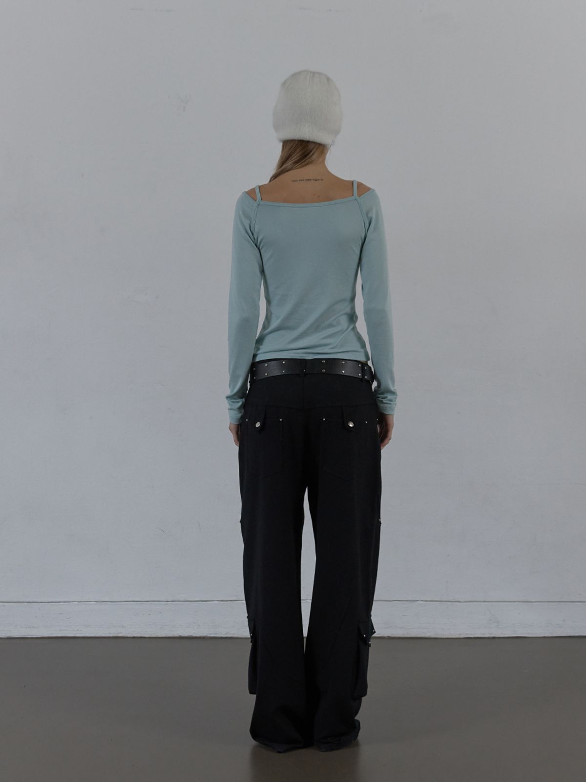 셋업이엑스이(SETUP-EXE) WESTERN STUDDED SLACKS / BLACK