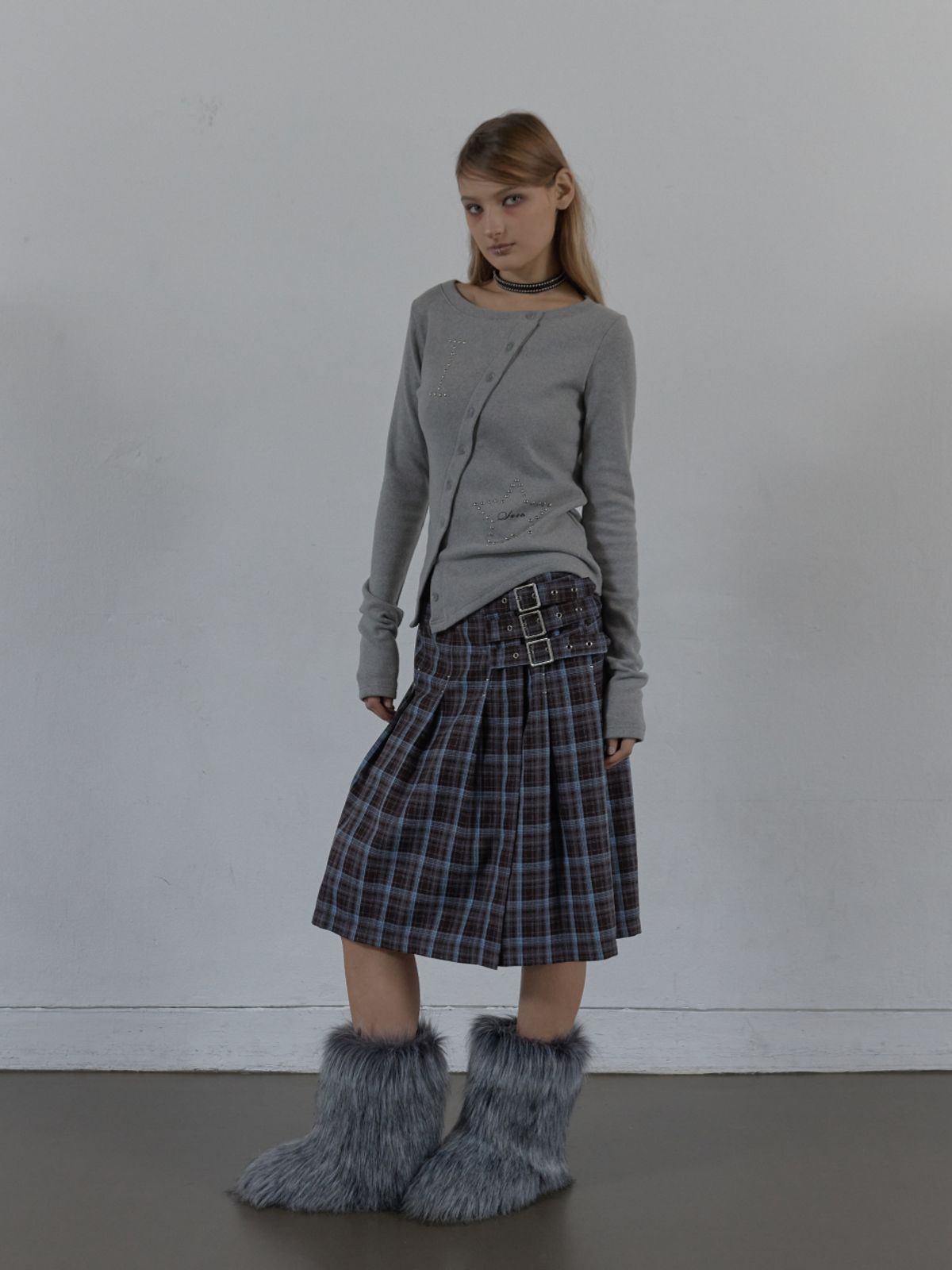 셋업이엑스이(SETUP-EXE) CHECK BUCKLE WRAP SKIRT / BABY BLUE