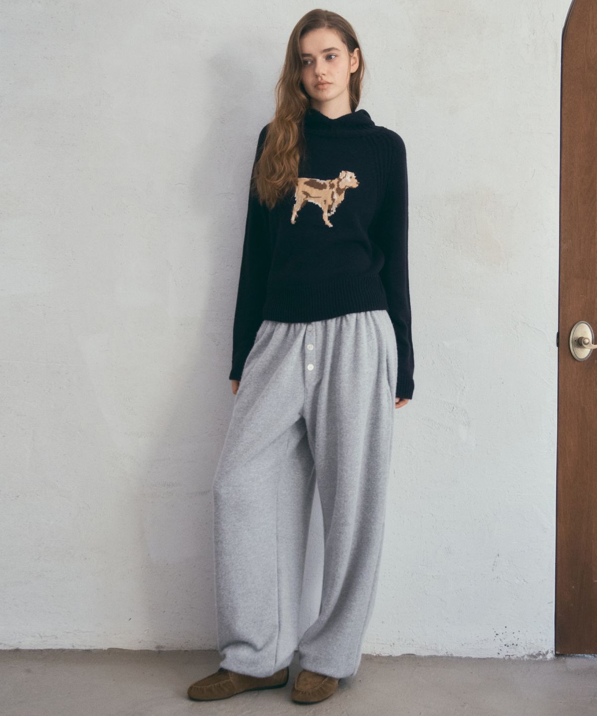 아우어노스텔지아(OURNOSTALGIA) Snowy Button Jogger Pants_Gray(O25-PT17)