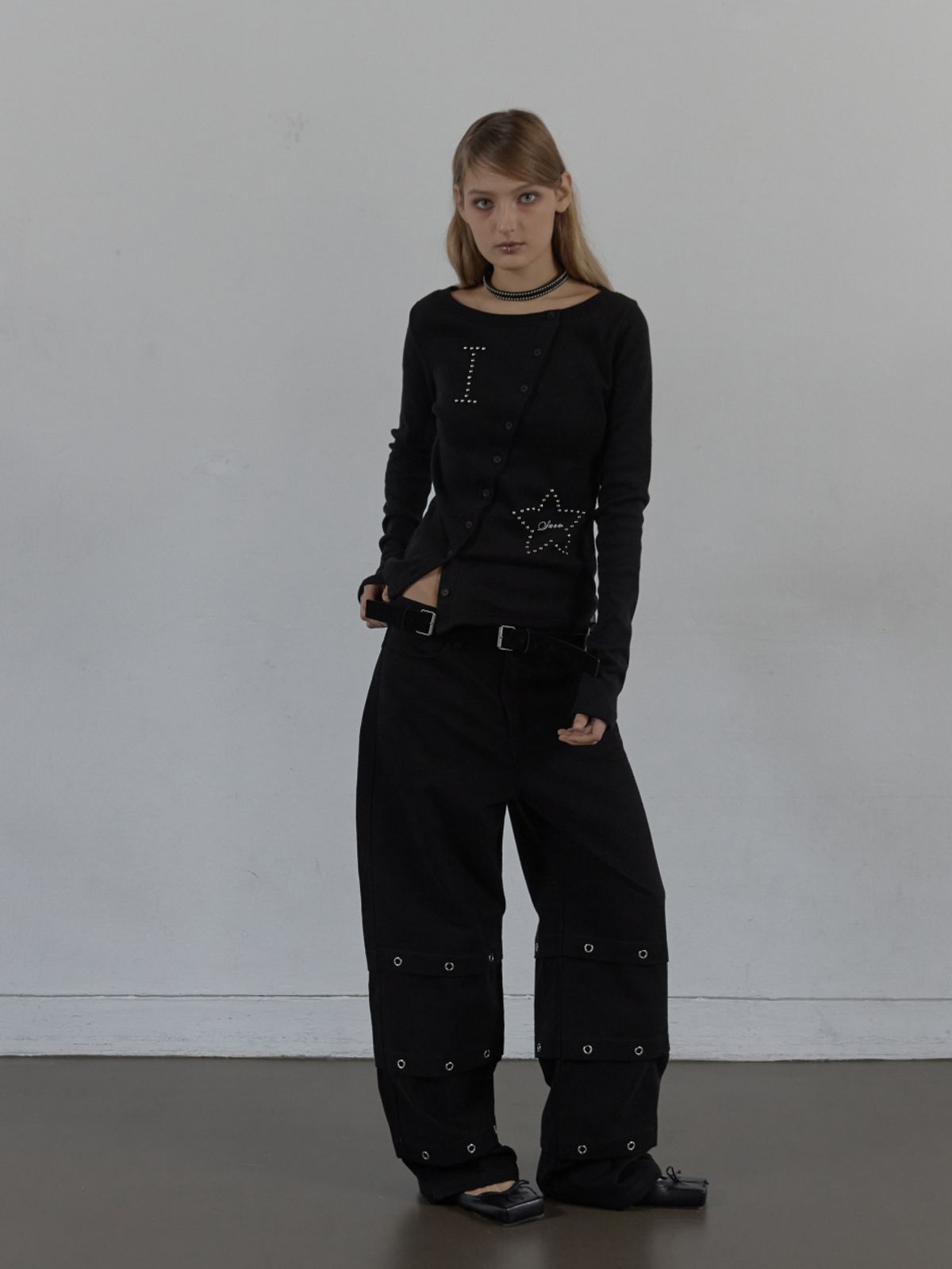 셋업이엑스이(SETUP-EXE) STAR BUTTON TOP / BLACK