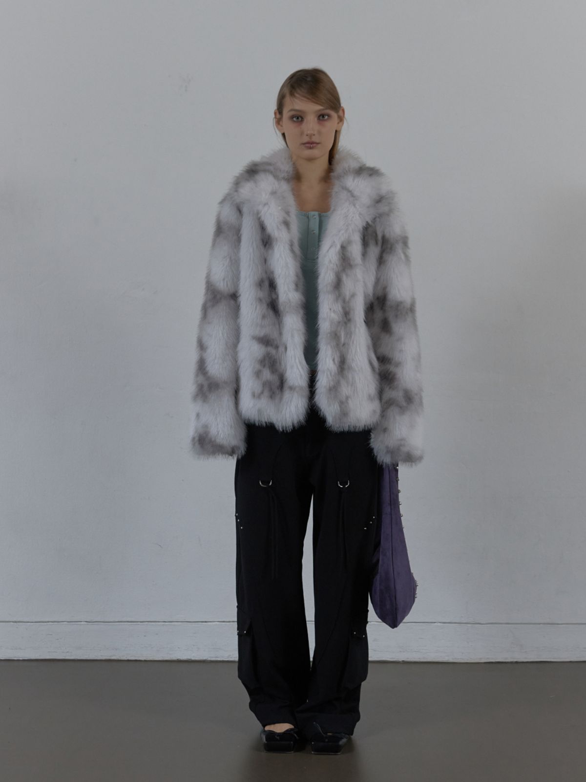 셋업이엑스이(SETUP-EXE) FAUX FUR JACKET / WHITE