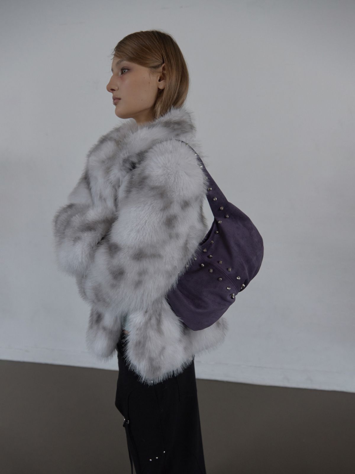 셋업이엑스이(SETUP-EXE) FAUX FUR JACKET / WHITE