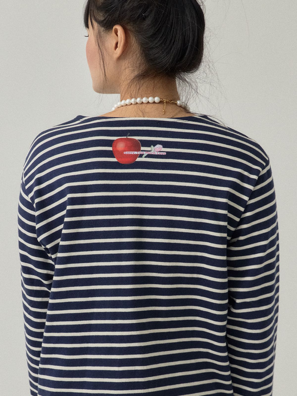 쏘리, 투 머치 러브(SORRY, TOO MUCH LOVE) Print Marine Stripe T-shirt_Navy