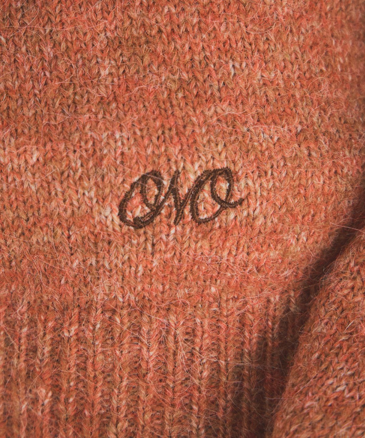 아우어노스텔지아(OURNOSTALGIA) mixed Yarn hairy round knit_3COLOR