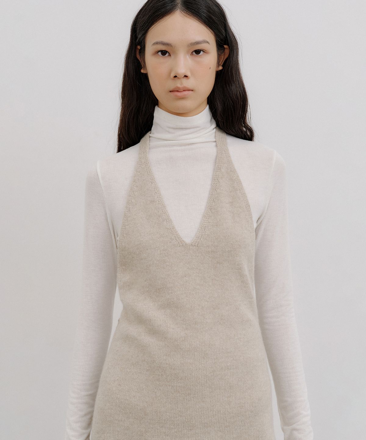 오떼뜨(OCTETTE) WOOL HALTER KNIT TOP_2COLOR