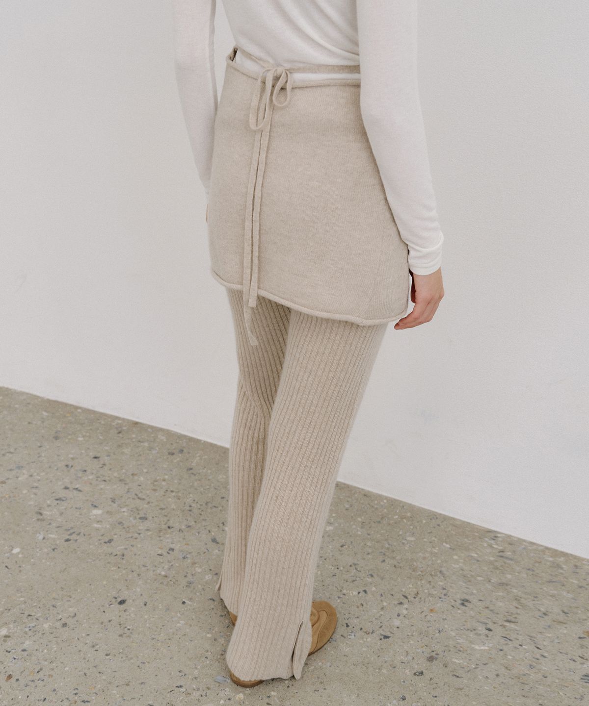 오떼뜨(OCTETTE) WOOL HALTER KNIT TOP_2COLOR