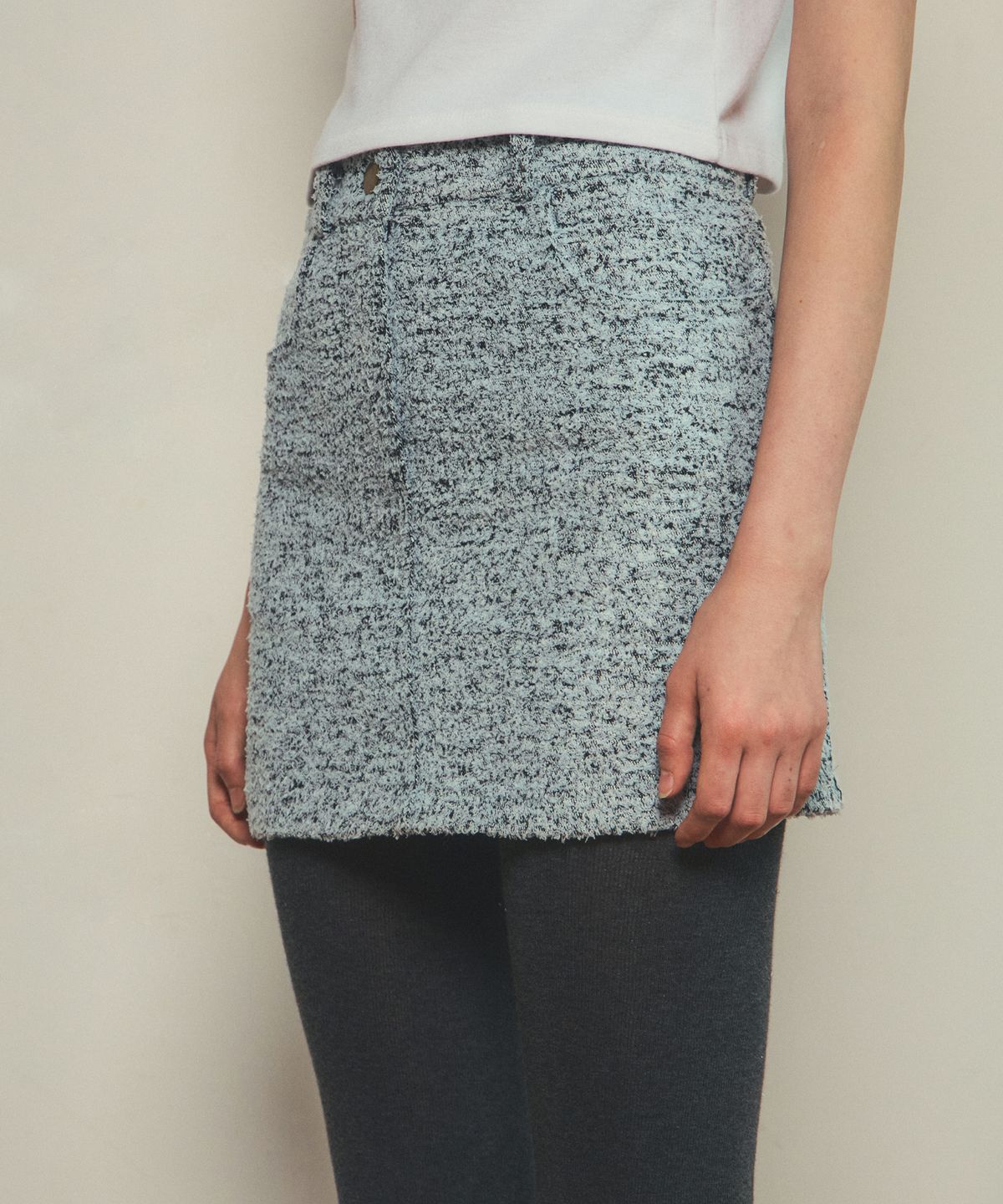 아우어노스텔지아(OURNOSTALGIA) fur denim short skirt_Ice blue