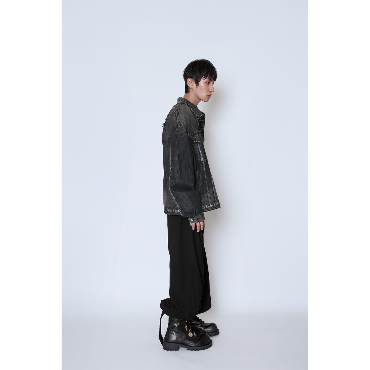 노이네타(NOITNETTA) 빈티지 브러쉬 데님 자켓