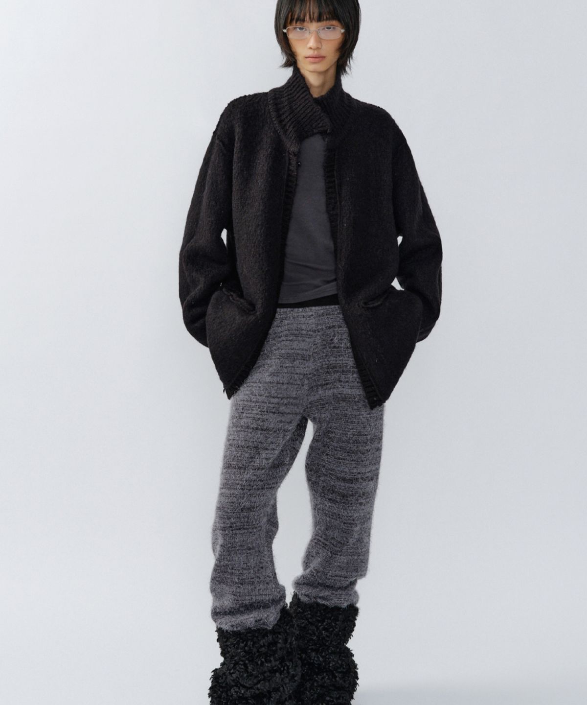 이어닝(YEARNING) WOOL TOGGLE REVERSIBLE KNIT COAT, BLACK