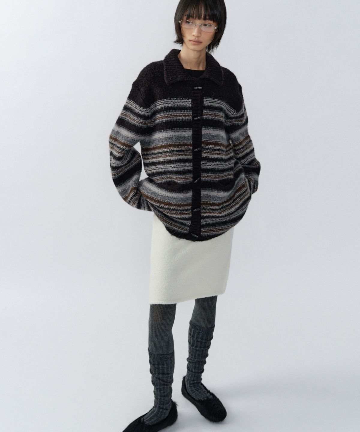 이어닝(YEARNING) WOOL TOGGLE REVERSIBLE KNIT COAT, BLACK STRIPE