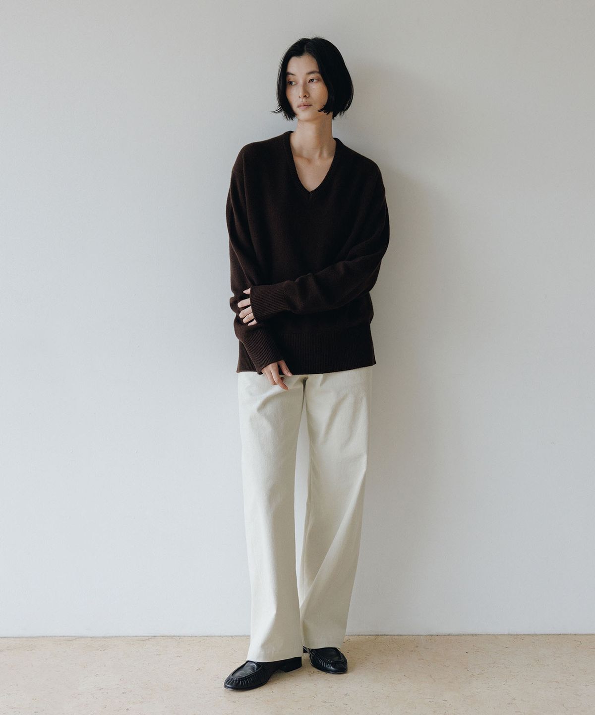블랭크룸 우먼(BLANKROOM HER) 오버 브이 넥 니트_BROWN