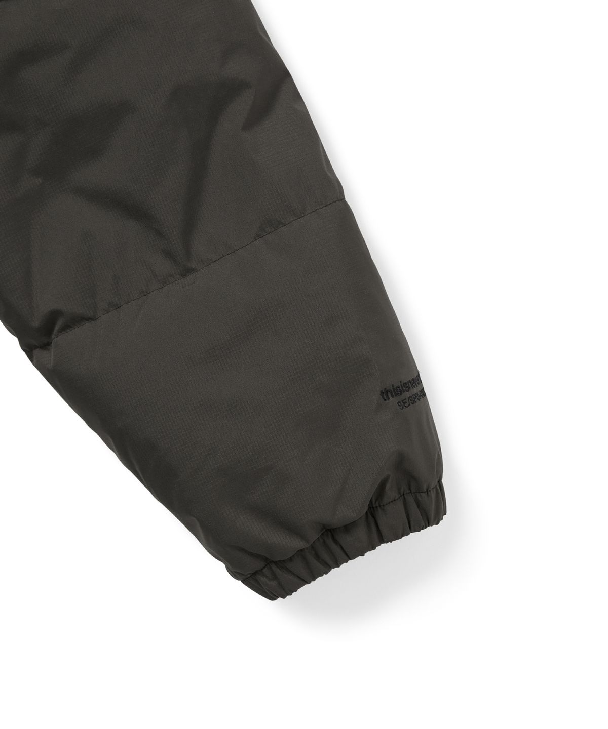 디스이즈네버댓(THISISNEVERTHAT) GORE-TEX WINDSTOPPER Expedition Down Jacket Olive Drab
