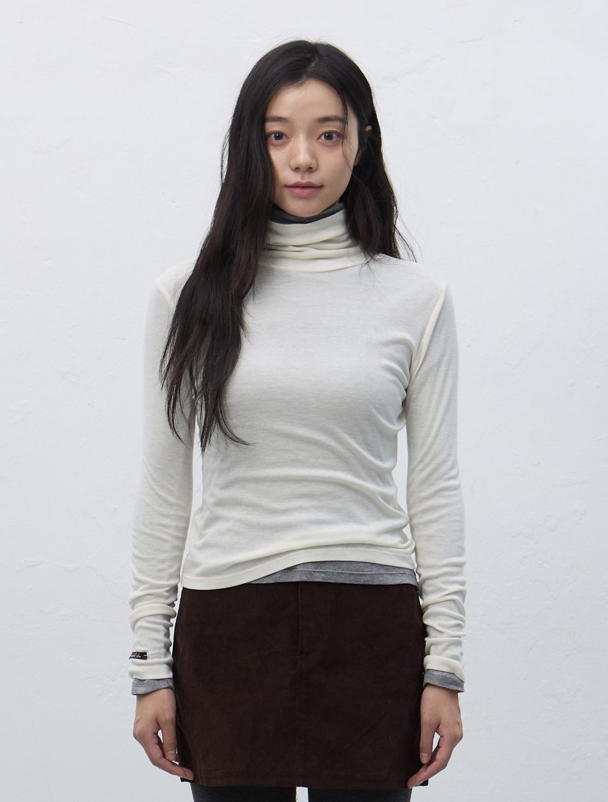제너럴아이디어(GENERALIDEA) 소프트 울 터틀넥 티셔츠 [IVORY] / WBE4L01520