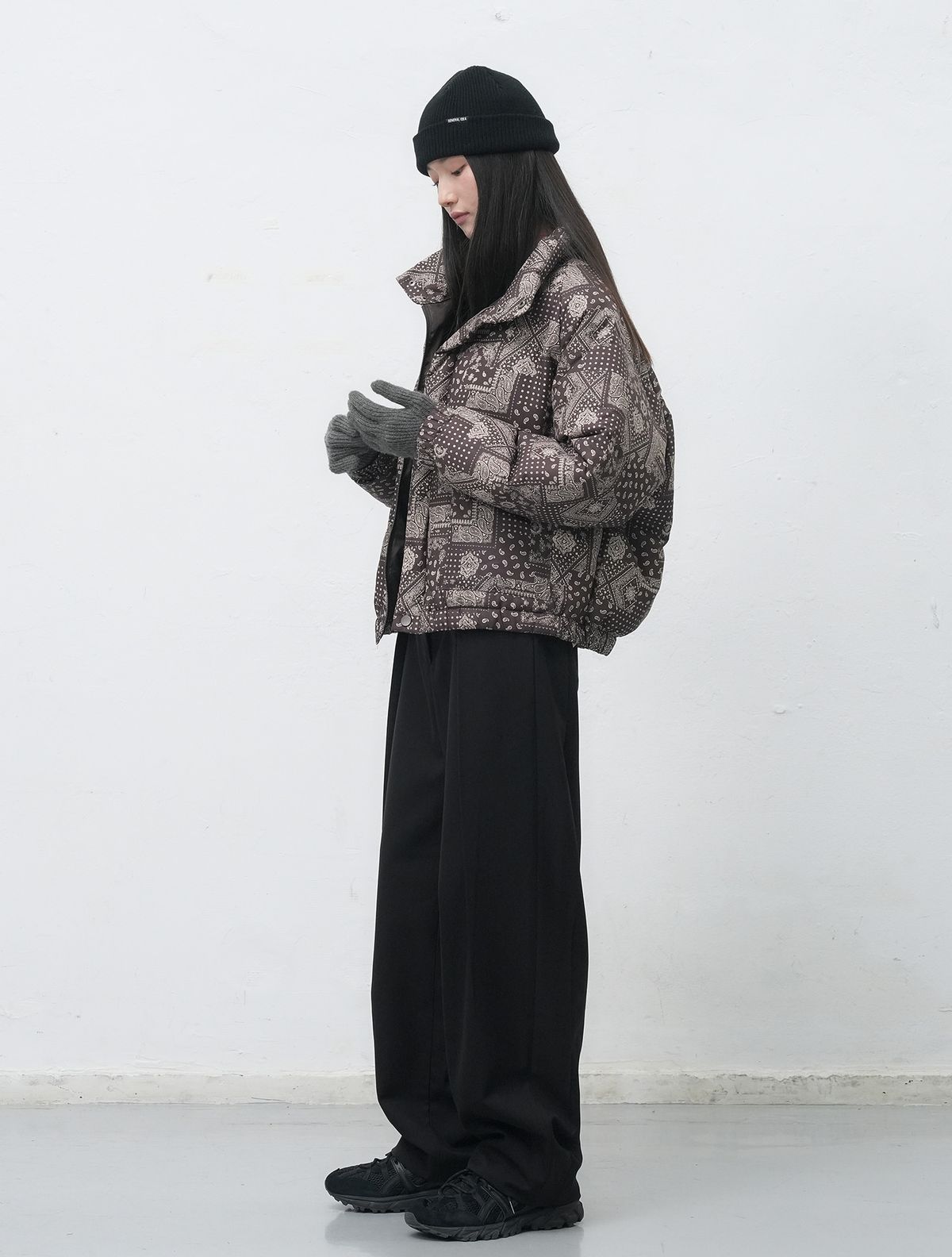 제너럴아이디어(GENERALIDEA) 와이드 원턱 슬랙스 [BLACK] / WBE4L11515