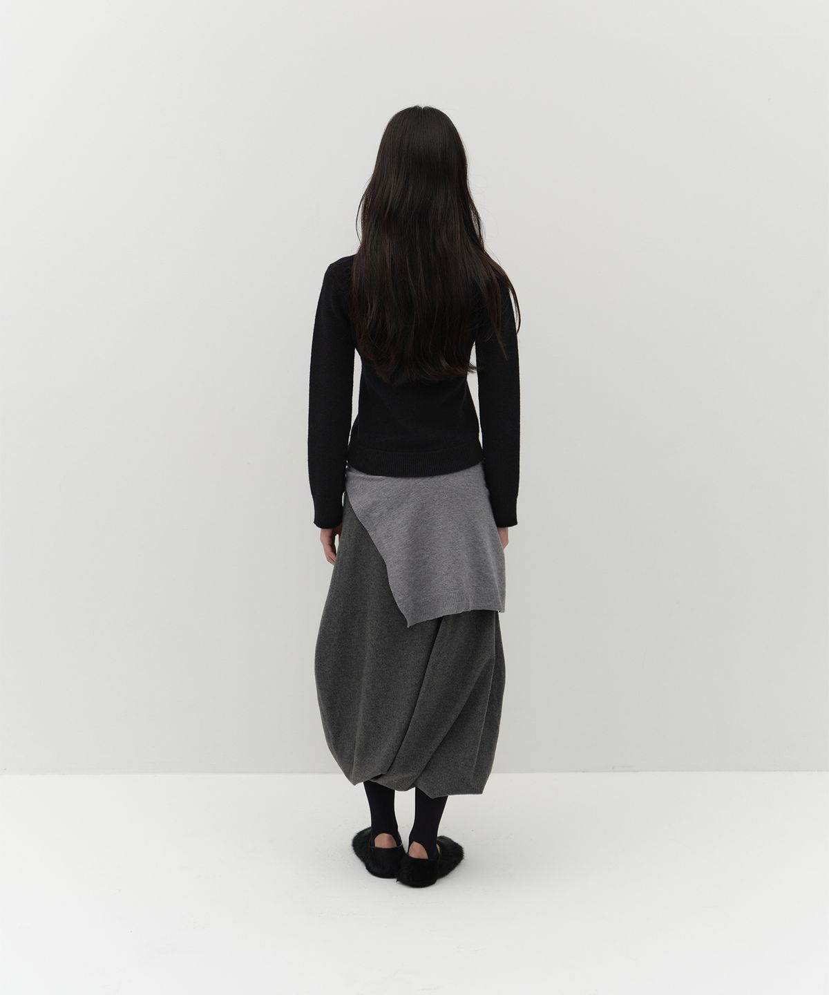 로우타이드(LOW TIDE) V NECK COLLAR KNIT [BLACK]