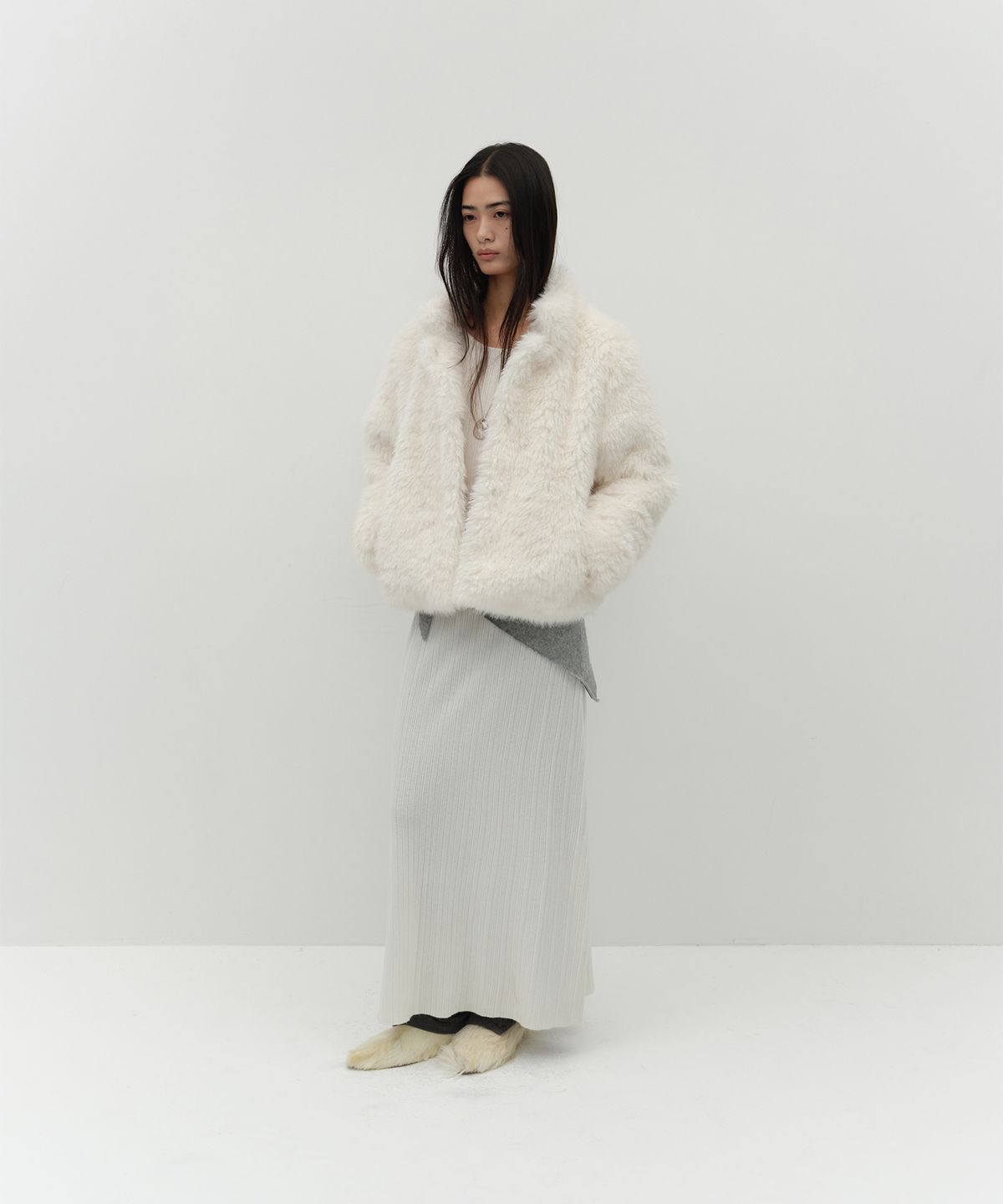 로우타이드(LOW TIDE) HAIRY FUR JACKET [IVORY]