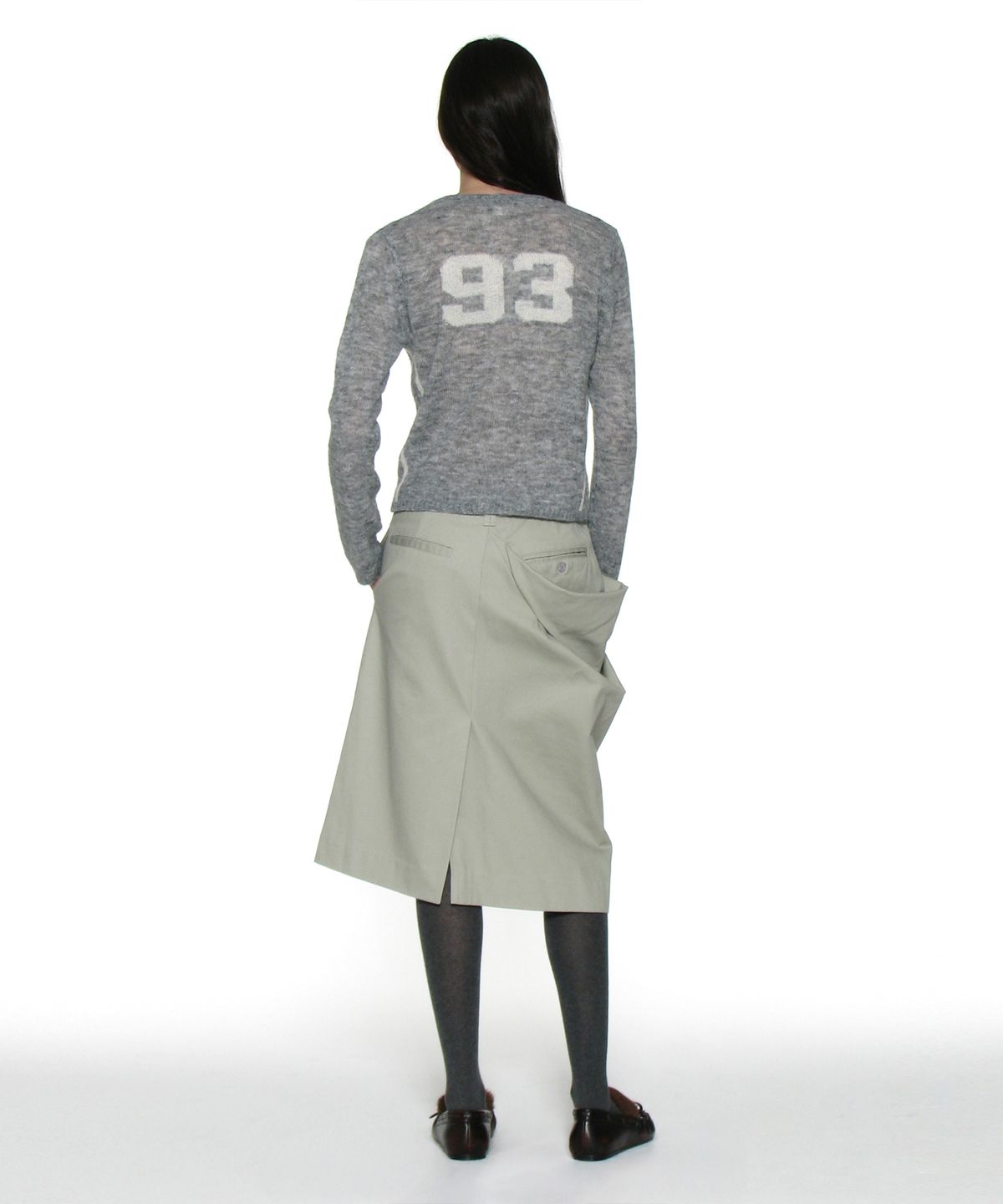 파르티멘토 우먼(PARTIMENTO WOMEN) 어시메트릭 드레이프 패널 미디 스커트_스톤
