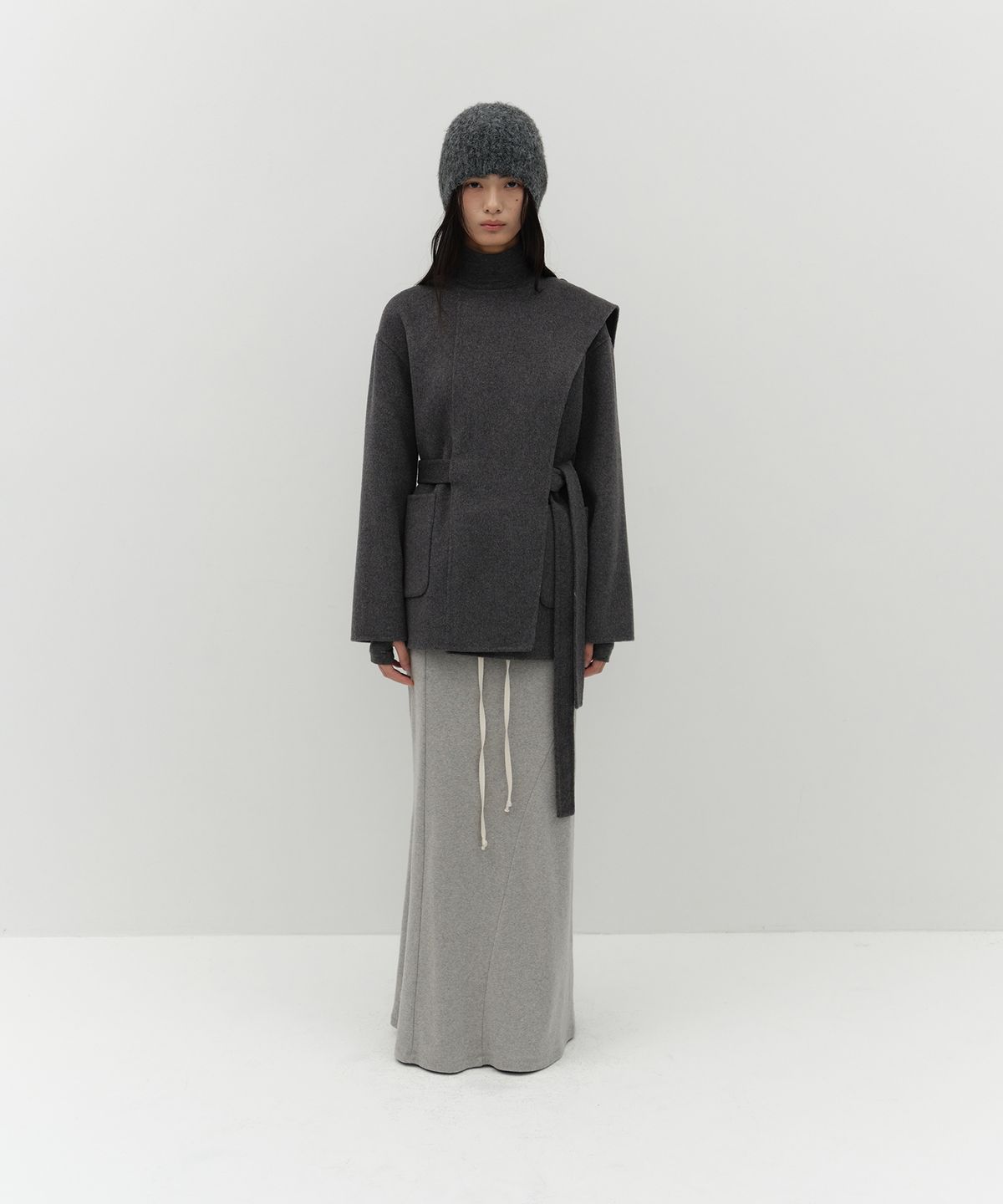 로우타이드(LOW TIDE) HANDMADE MUFFLER COAT [CHARCOAL]