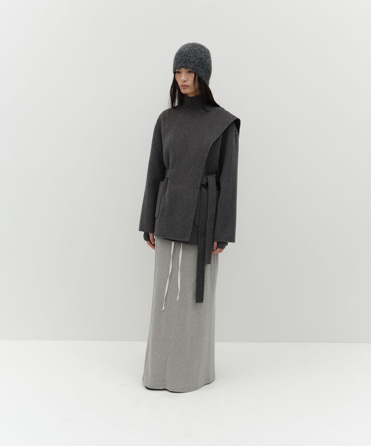 로우타이드(LOW TIDE) HANDMADE MUFFLER COAT [CHARCOAL]
