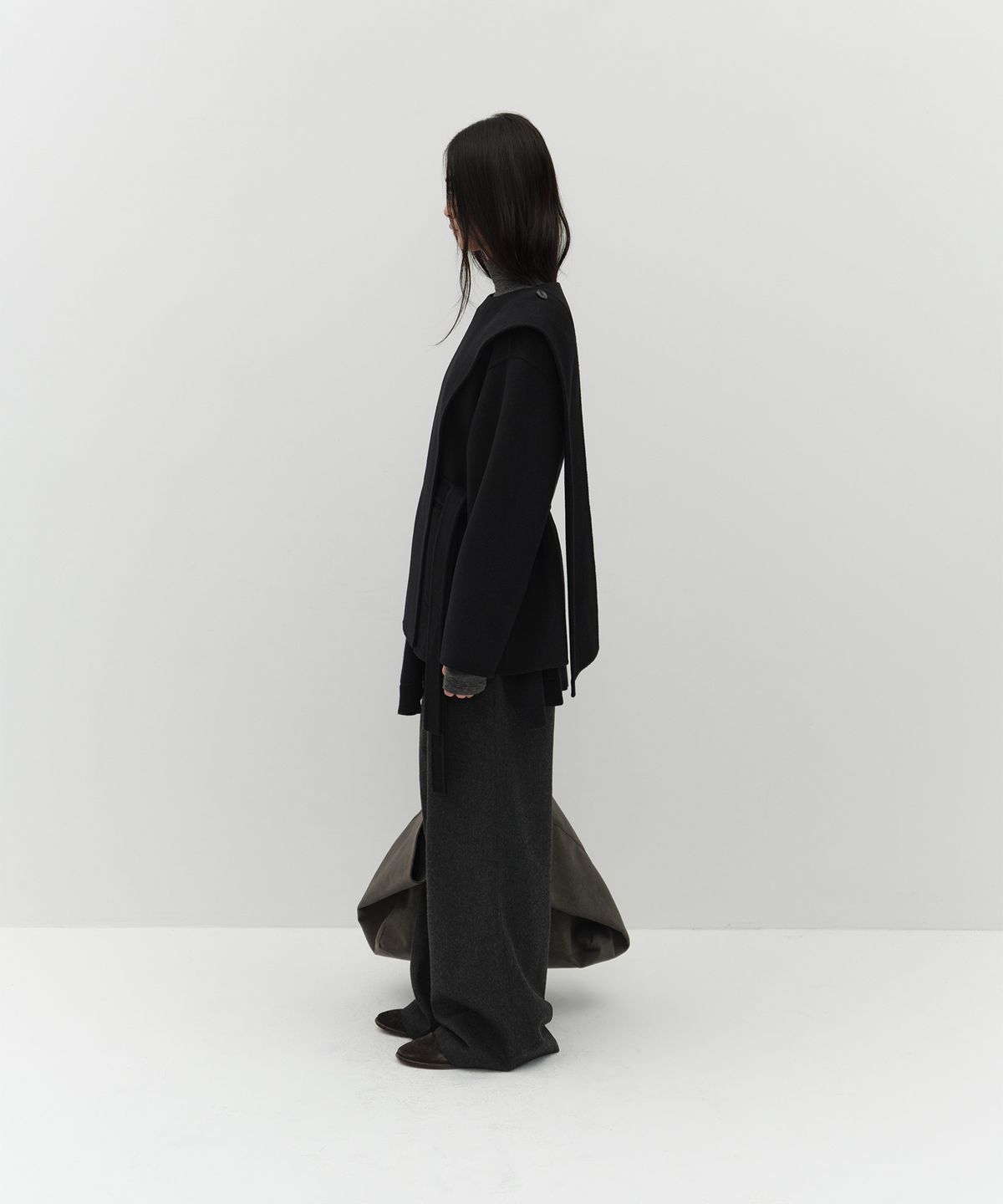 로우타이드(LOW TIDE) HANDMADE MUFFLER COAT [BLACK]