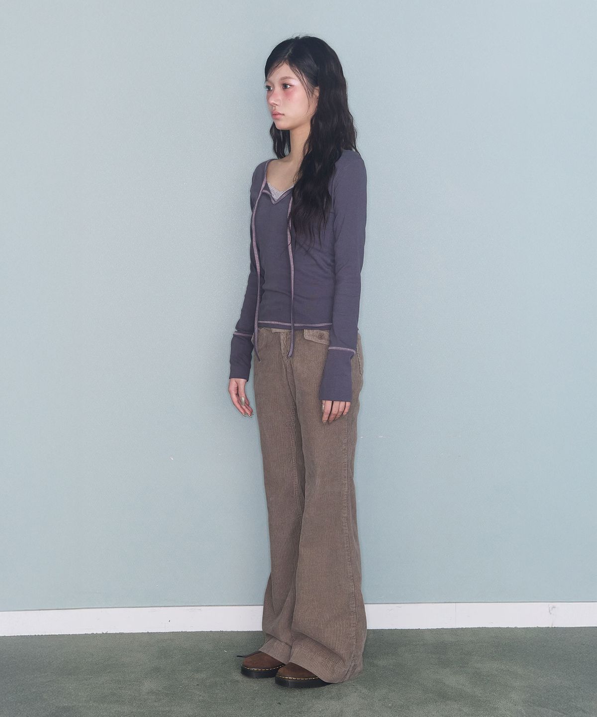 미레코(MIRECO) STITCH RIBBON T CHARCOAL