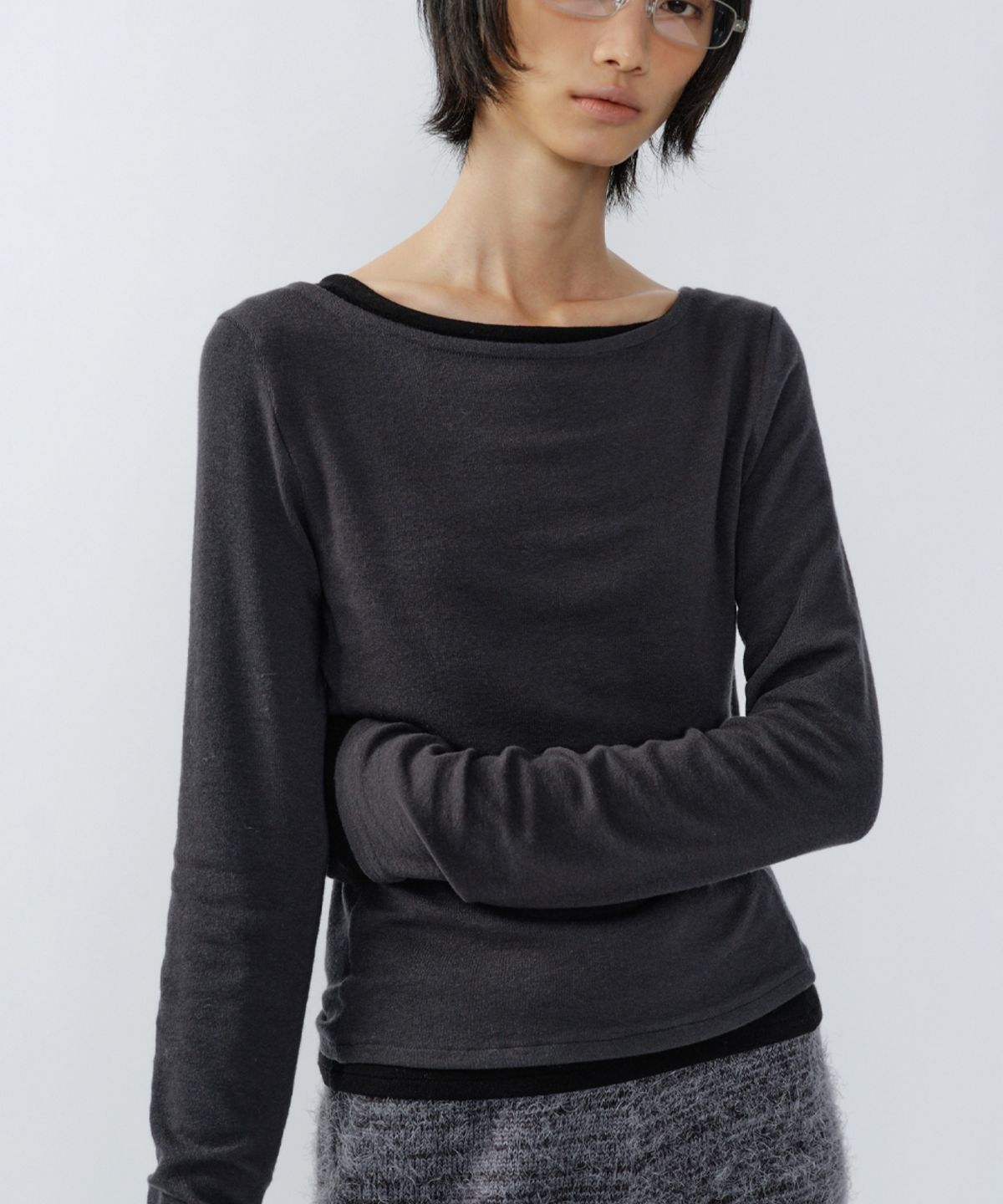 이어닝(YEARNING) WOOL BLENDED ESSENTIAL TOP, SHADOW