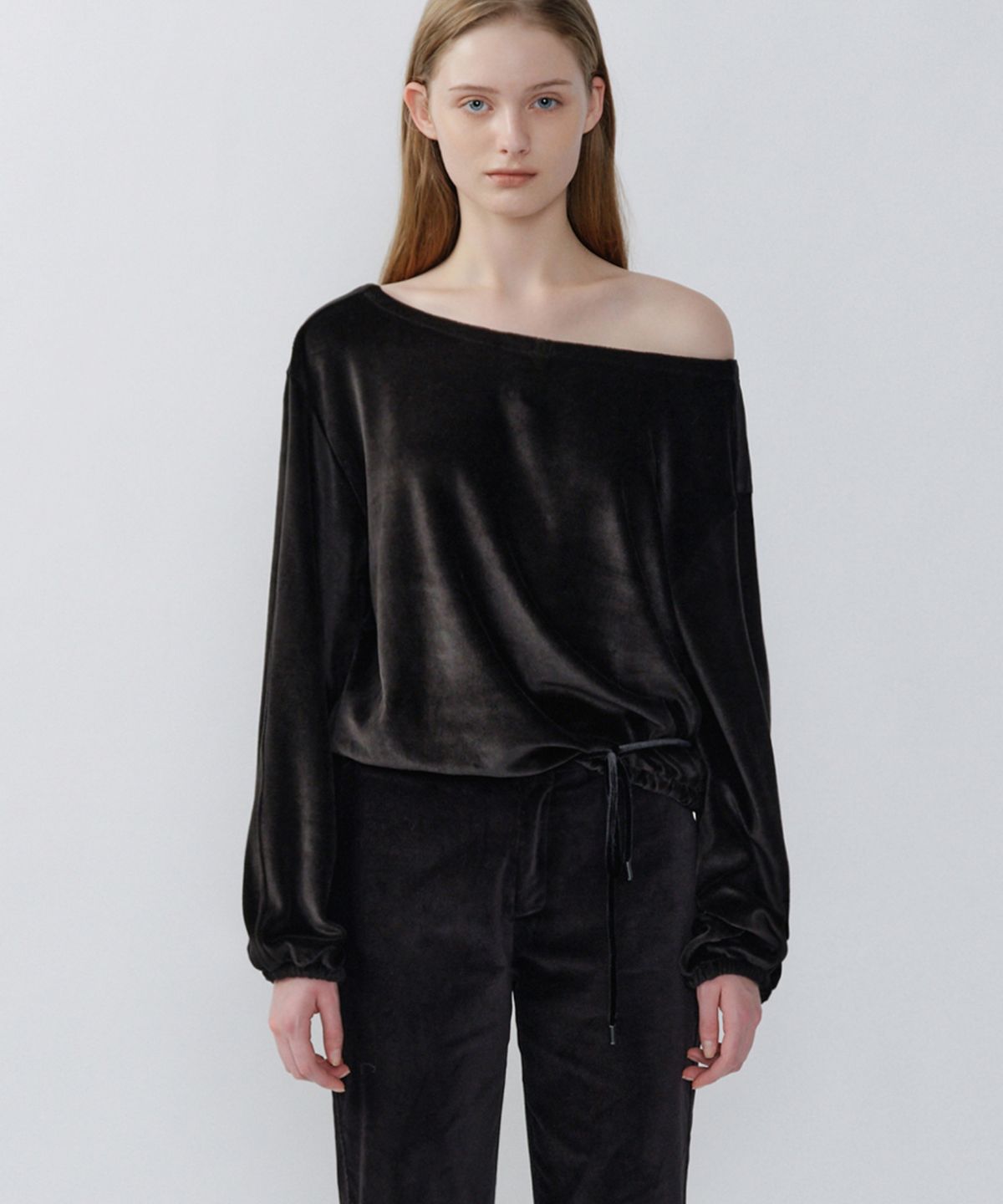 이어닝(YEARNING) VELVET STRING LOOSE TOP, BLACK STRIPE