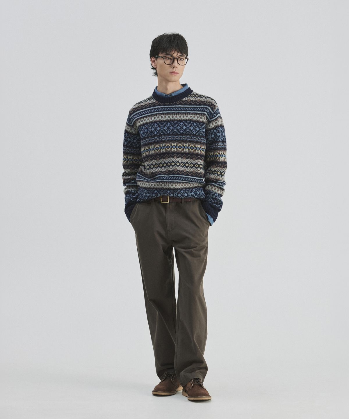 건지 울른스(Guernsey Woollens) 포트도일 페어아일 크루넥 스웨터 - 네이비