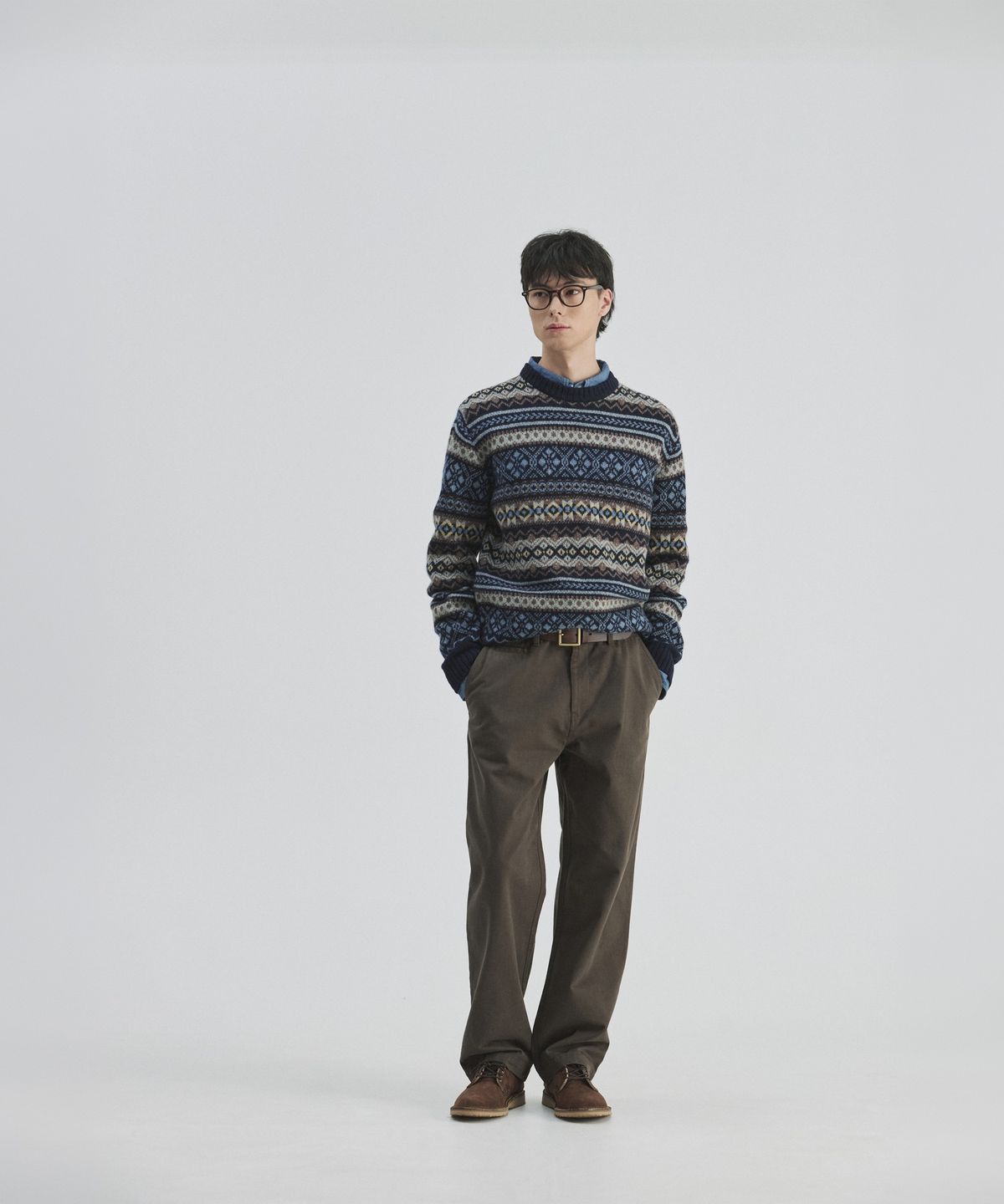 건지 울른스(Guernsey Woollens) 포트도일 페어아일 크루넥 스웨터 - 네이비