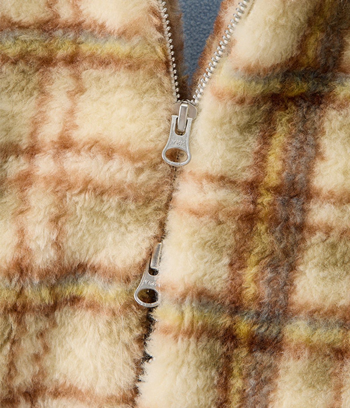 유쓰배쓰(YOUTHBATH) Check Fur Hood Jumper