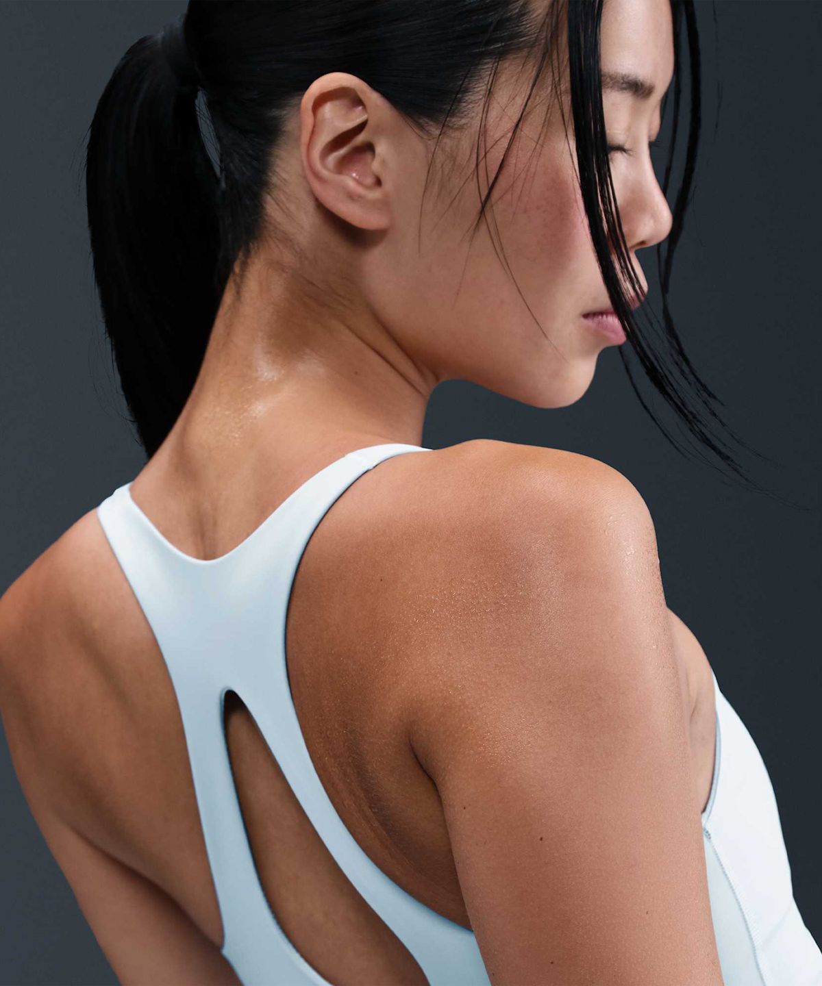 나이키(NIKE) 유니버사 미디엄 서포트 패드 스포츠 브라 탱크 W - 셀러스틴 블루:샴브레이:워크 블루 / IF0951-441