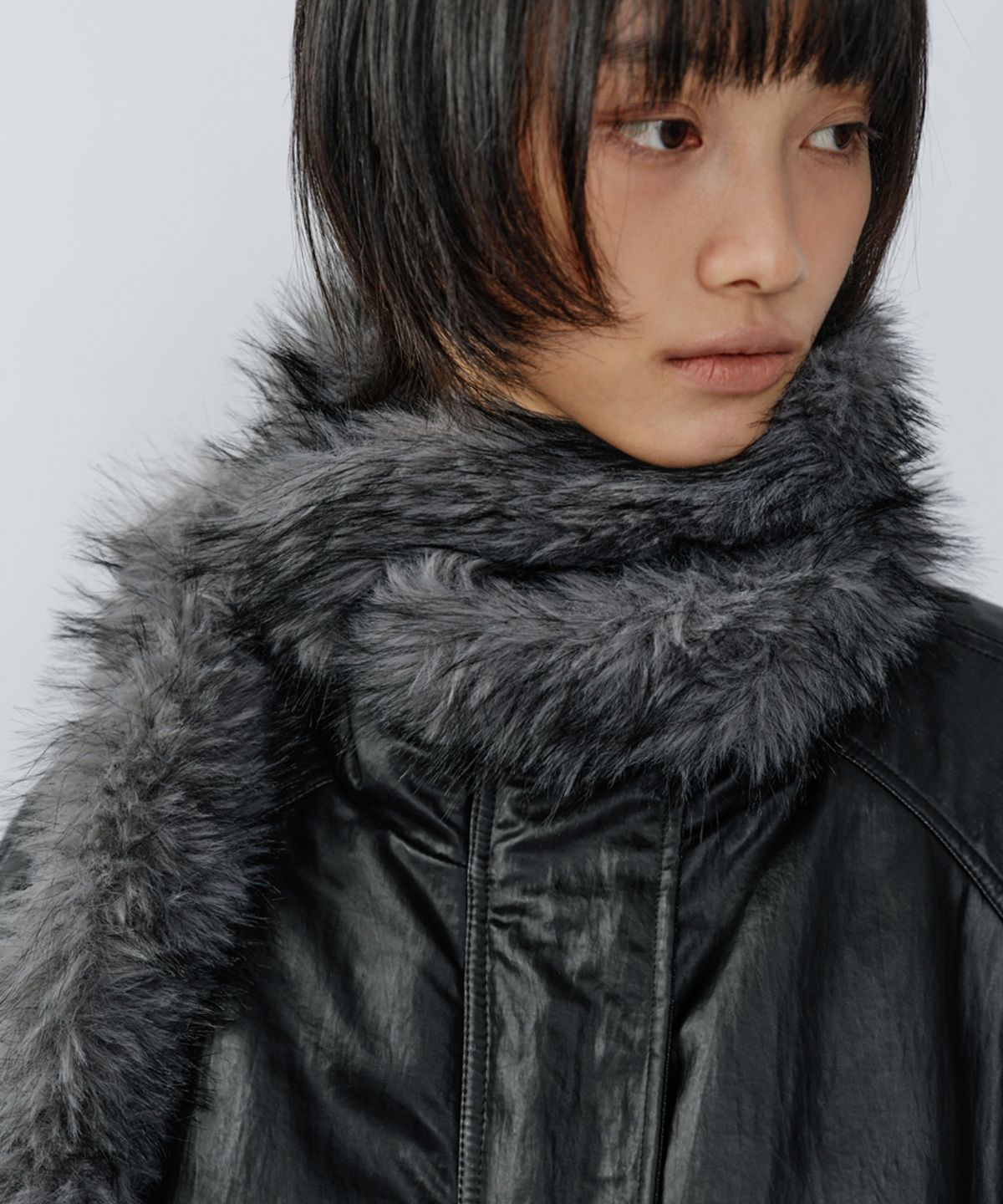 이어닝(YEARNING) FUR LONG MUFFLER, SHADOW
