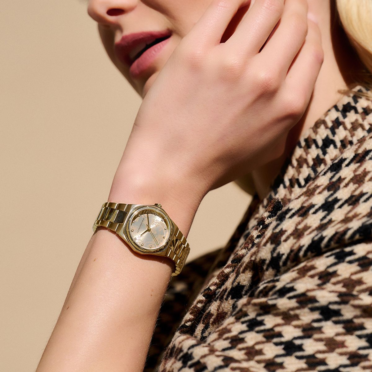 올리비아버튼(OLIVIA BURTON) Mini Hexa Gold (24000109) 여성시계