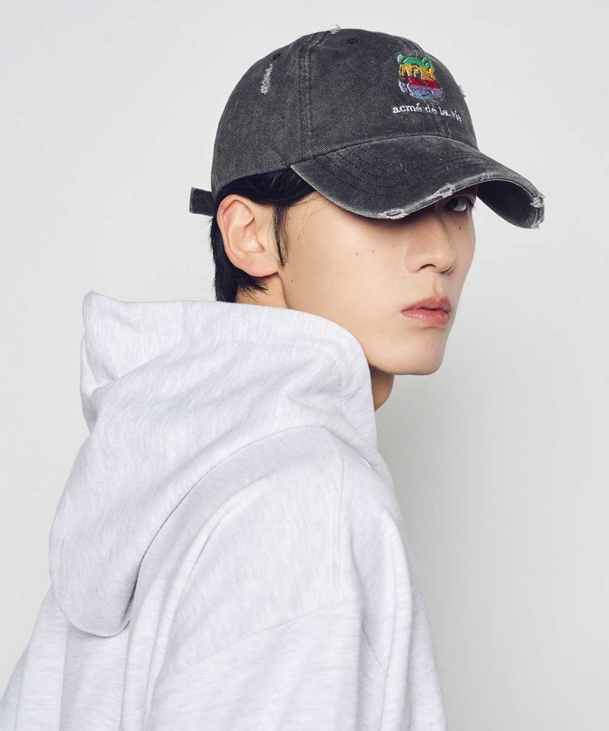 아크메드라비(ACME DE LA VIE) COLORFUL AC BEAR EMBO DAMAGE BALL CAP (3COLOR)