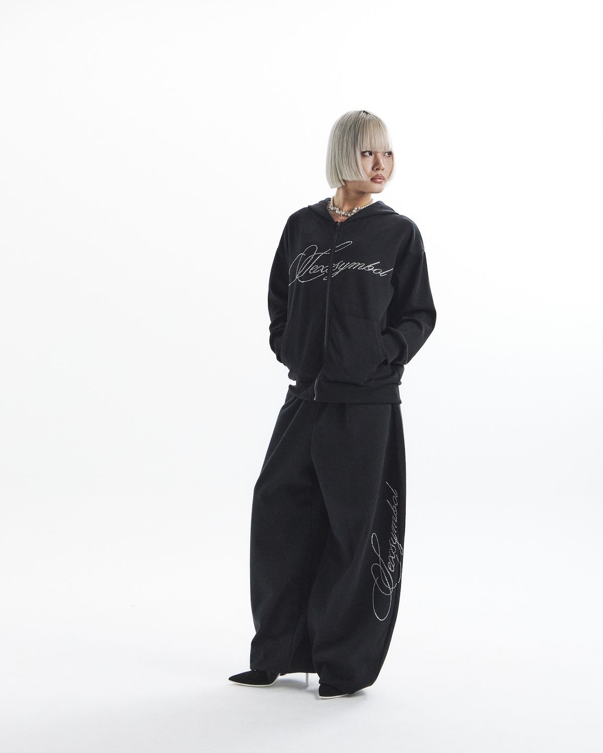 카이야(KAIYA) sxx symbol hooded zip-up