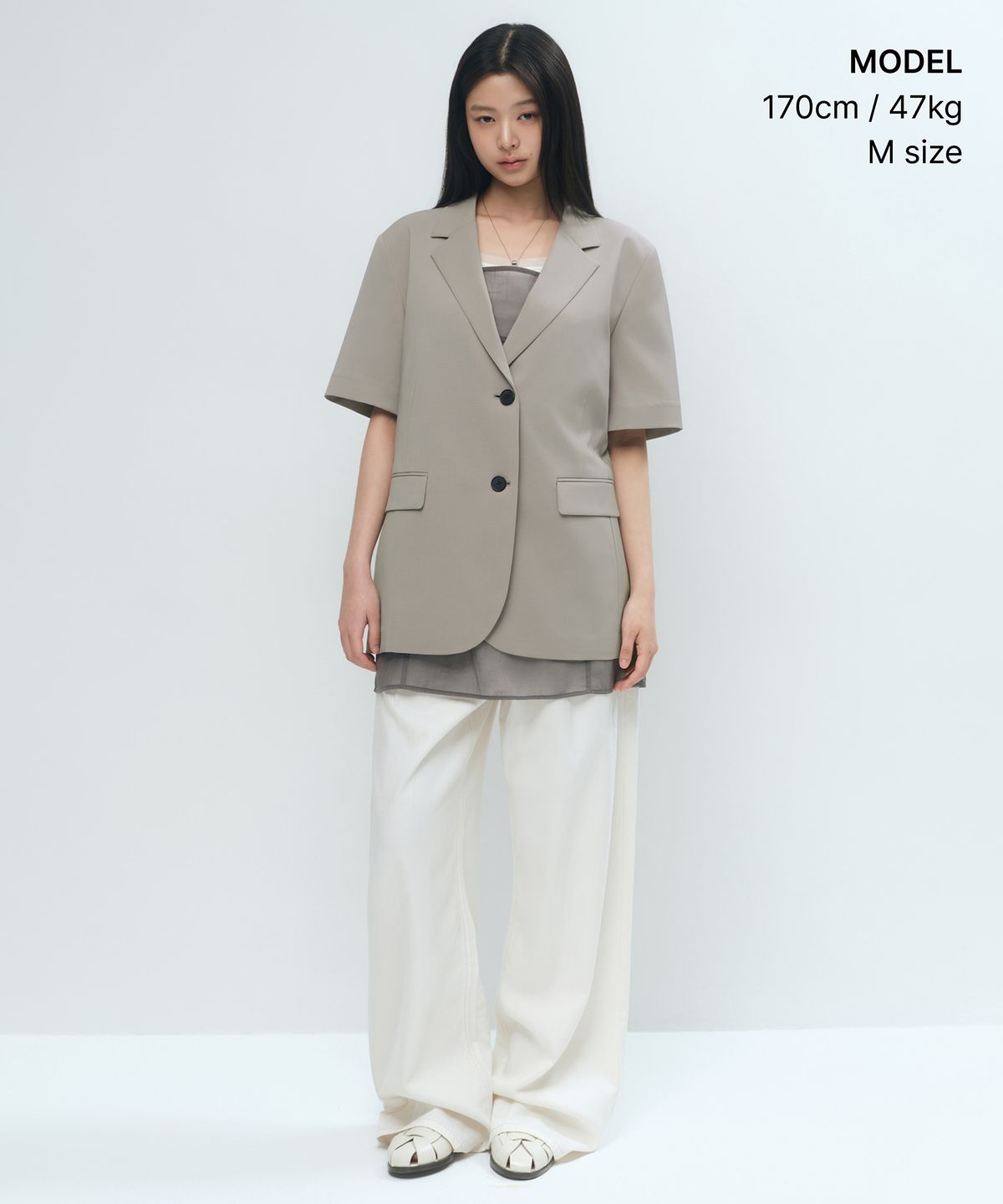 무신사 스탠다드 우먼(MUSINSA STANDARD WOMAN) 우먼즈 슬릭 벨티드 반소매 블레이저 [그레이쉬 베이지]