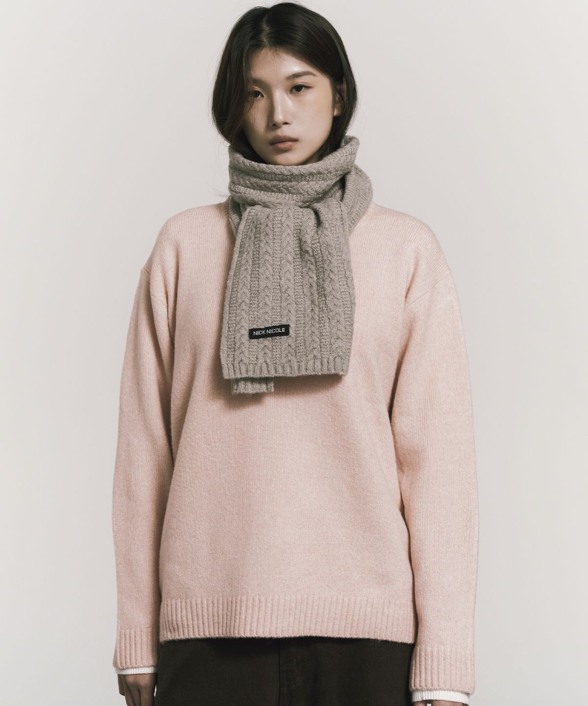 닉앤니콜(NICK&NICOLE) NICOLE CABLE KNIT MUFFLER_GRAY